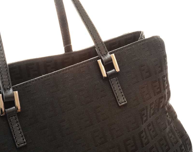 Sold at Auction: AUTHENTIC FENDI CANVAS SHOULDER BAG