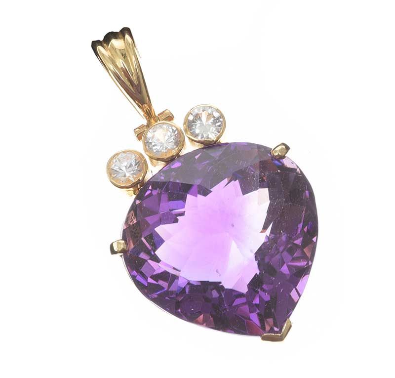 18CT GOLD AMETHYST AND WHITE SAPPHIRE PENDANT